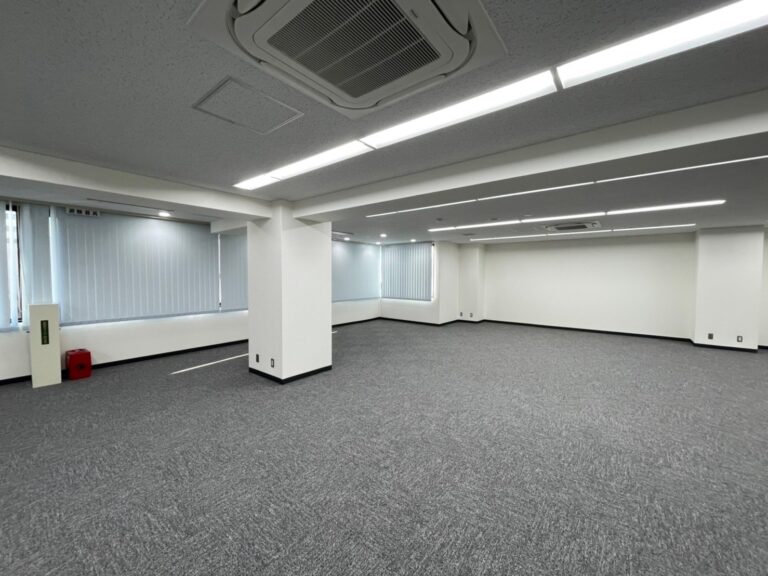 来月、オフィスを移転します。