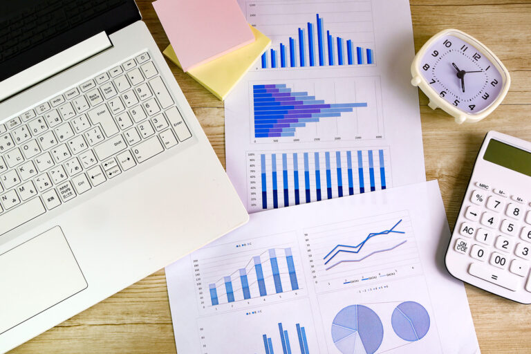 過去の未払い残業代清算：労働法令の「保守性」と会社法の「客観性」は相反する？