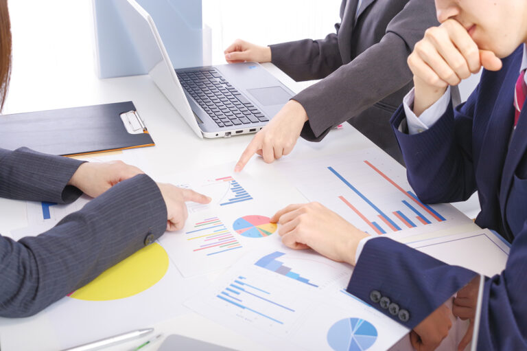 【IPO・上場企業必読】管理監督者の適正運用と内部統制の深き関係 ― 権限規程が導く労務ガバナンスの最適解